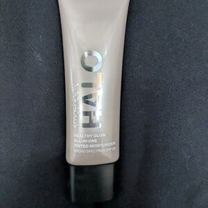 Smashbox Halo All-in-One Tinted Moisturizer